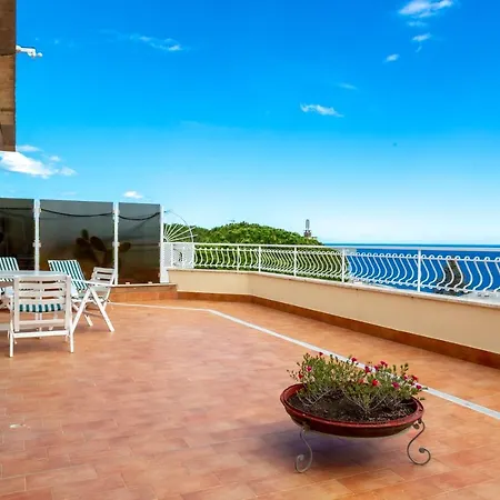 Apartment 168 - La Terrazza Sul Mare, Casa A 10 Minuti Da Spiaggia, Parcheggio Privato Gratis *