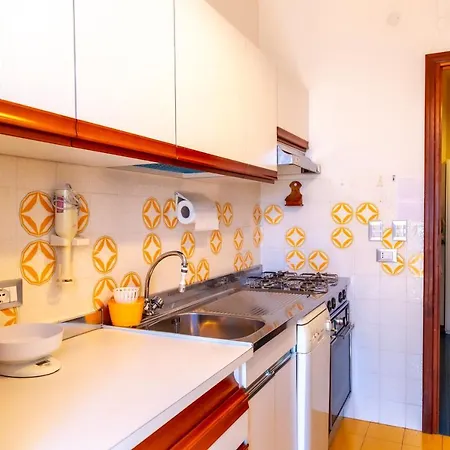 168 - La Terrazza Sul Mare, Casa A 10 Minuti Da Spiaggia, Parcheggio Privato Gratis * Санремо