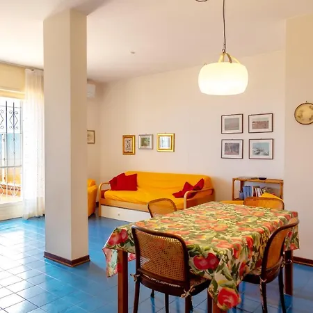 168 - La Terrazza Sul Mare, Casa A 10 Minuti Da Spiaggia, Parcheggio Privato Gratis Санремо