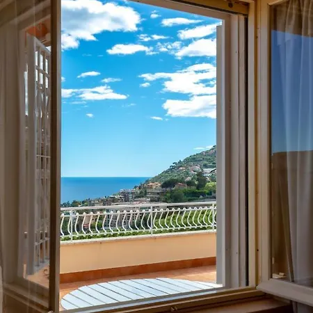 168 - La Terrazza Sul Mare, Casa A 10 Minuti Da Spiaggia, Parcheggio Privato Gratis Daire Sanremo